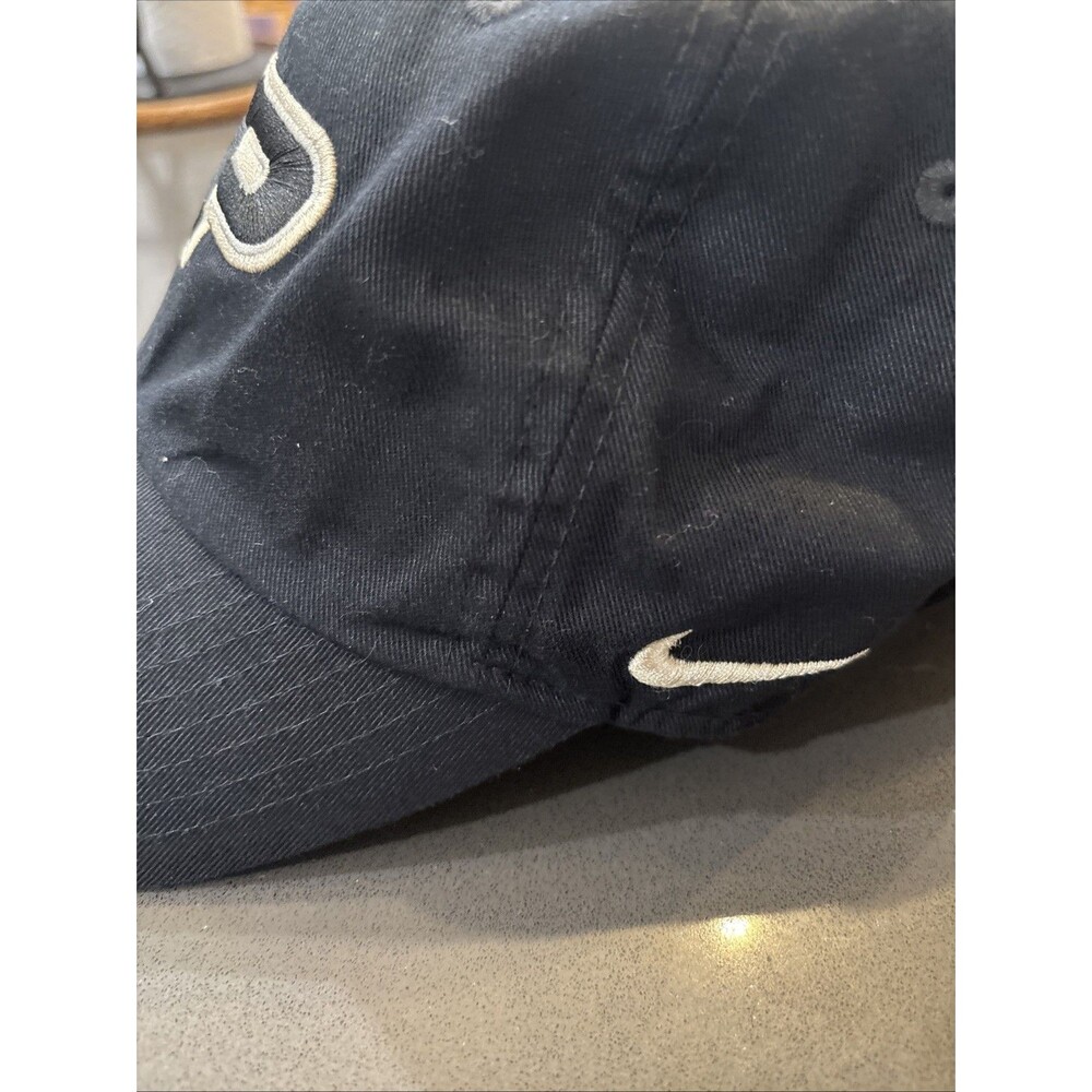 Purdue Boilermakers Nike Club Cap M/L Men's Strapback Hat Black P Embroidered - Picture 2 of 9